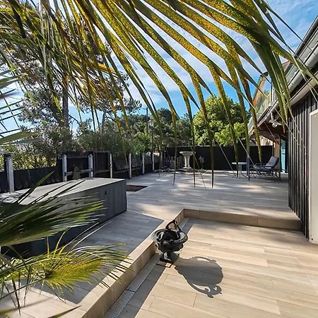 Jane Vue Bassin Villa